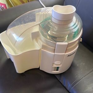 Juiceman Professional Series 211